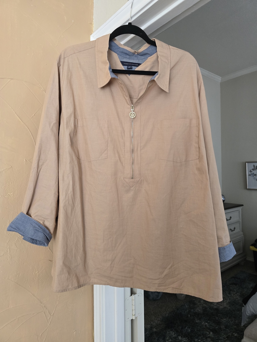 Tommy Hilfiger Light Tan Casual Button-Down Shirt with Blue Trim